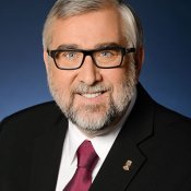 Yvon Bussières se présentera comme indépendant Yvon Bussières se présentera comme indépendant