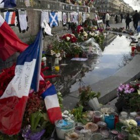 Attentats de Paris : les hommes arrêtés ont été accusés