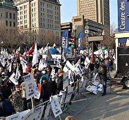 Congrès de l'UMQ : moins de manifestants que prévus