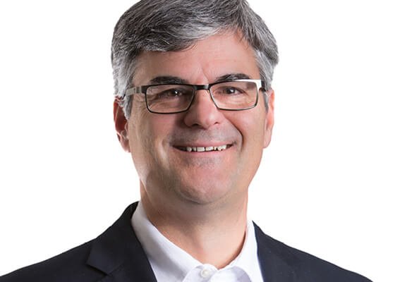 Éric Caire refuse de s'avancer sur les coûts du projet Accès UniQc