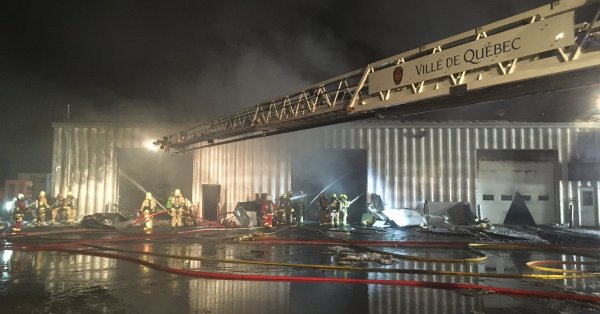 Incendie majeur à l'Ancienne-Lorette