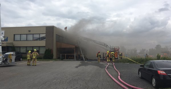 INCENDIE MAJEUR DANS L'ARRONDISSEMENT LES RIVIÈRES