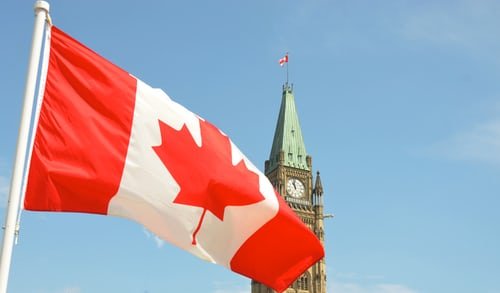 LE CANADA BAT UN NOUVEAU RECORD DE CAS DE COVID-19