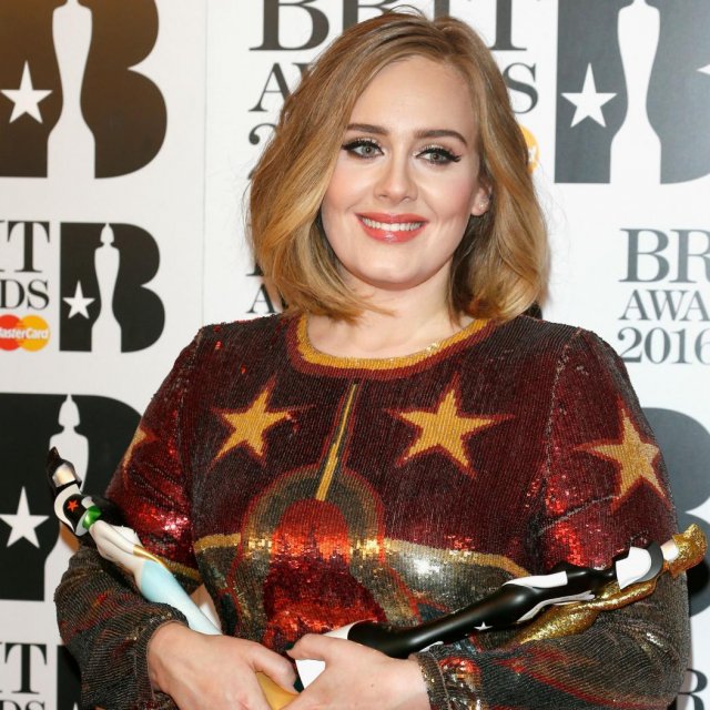 La perfo de Adele aux Brit Awards 2016
