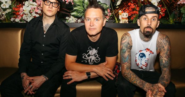 NOUVELLE chanson de blink-182 ici!