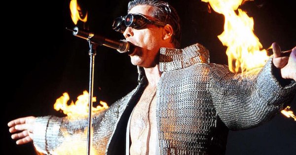 Visionnez le tout premier concert de Rammstein en carrière
