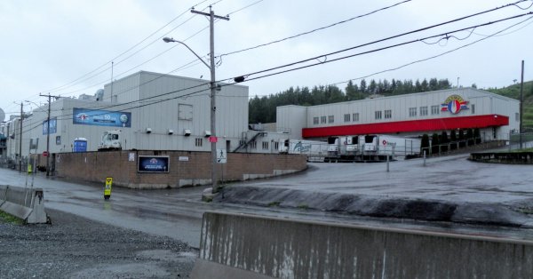 ÉCLOSION DE COVID-19 CHEZ OLYMEL À VALLÉE-JONCTION: LE SYNDICAT RÉCLAME LA FERMETURE DE L'USINE