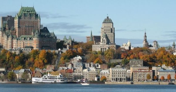 QUÉBEC VILLE FAMILLIALE