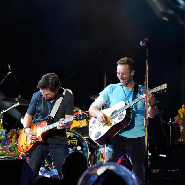 Michael J. Fox et Coldplay reprennent une scène de Retour vers le futur