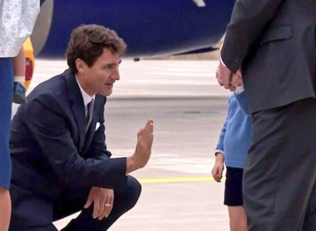 Le prince George ne veut pas saluer Justin Trudeau