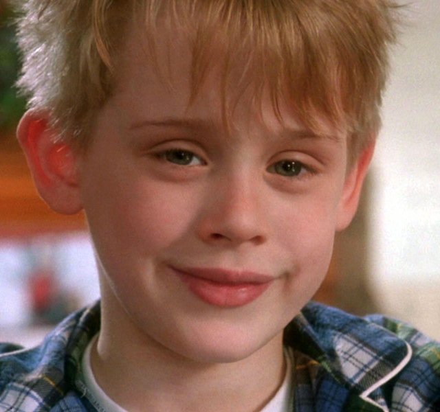 MACAULAY CULKIN N'EST PAS MORT 